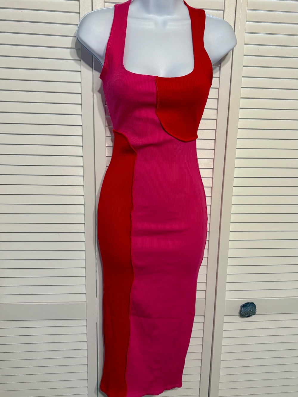 naked wardrobe Red & Hot Pink Ribbed Colorblock Midi Dress